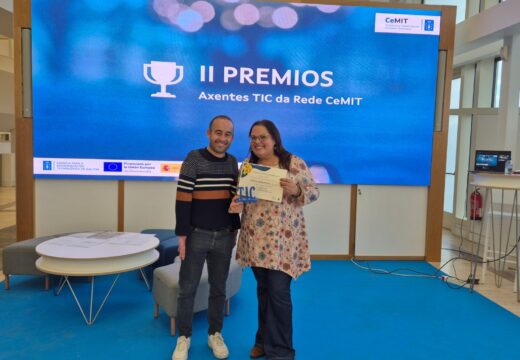 A axente da aula CeMIT de Ribeira, recoñecida nos II Premios Axentes TIC
