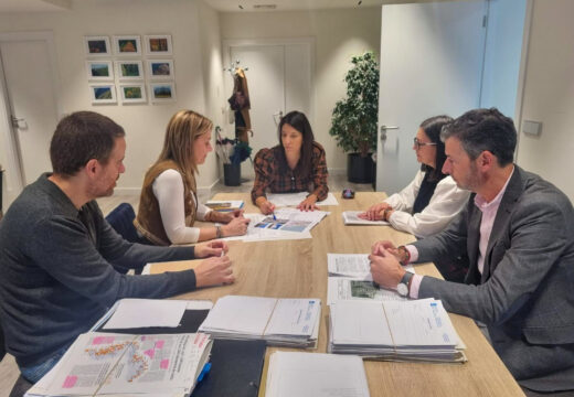 O Concello de Ribeira reactiva o expediente para a compra da antiga nave de Cerqueira