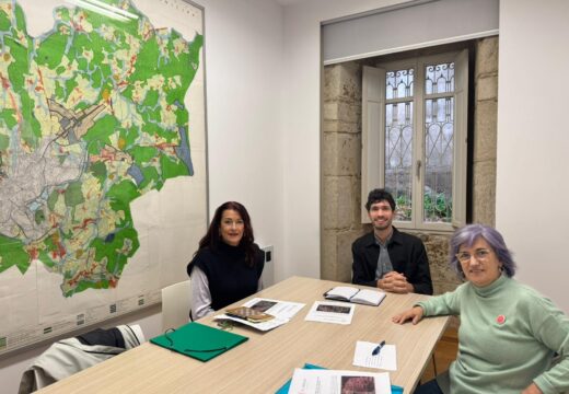 Iago Lestegás explica as iniciativas do Concello para favorecer a vivenda colaborativa como ferramenta para garantir o acceso á vivenda