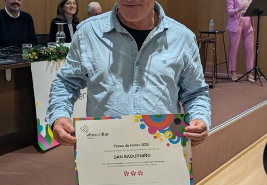 San Sadurniño volve de Carballo con tres Flores de Honra do certame Vilas en Flor