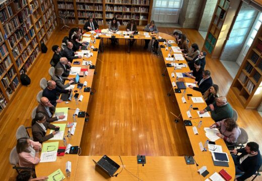 O Concello aproba crear unha comisión de estudo para a xestión dun servizo municipal de comedores escolares