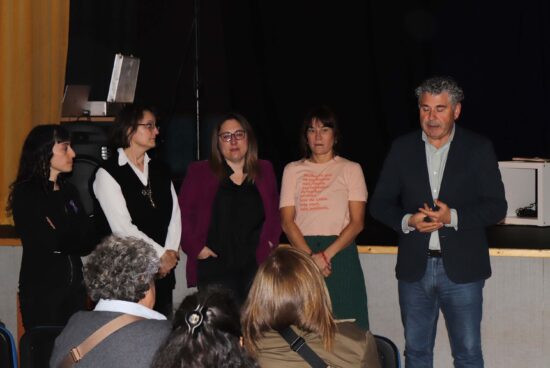 Máis de medio cento de veciños participa en Boqueixón na sétima Xornada de Sensibilización en Violencia contra a Muller