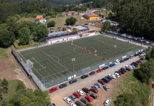 O Concello de San Sadurniño investirá preto de 94.000 euros na mellora da eficiencia enerxética do campo municipal dos Currás