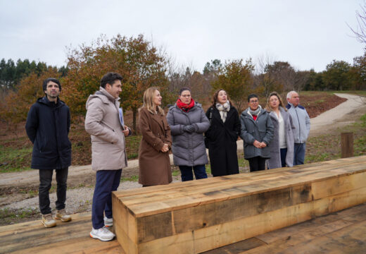 A Xunta apoia o concello de Bergondo con preto de 60.000 euros para acondicionar un bosque autóctono de uso público no parque empresarial