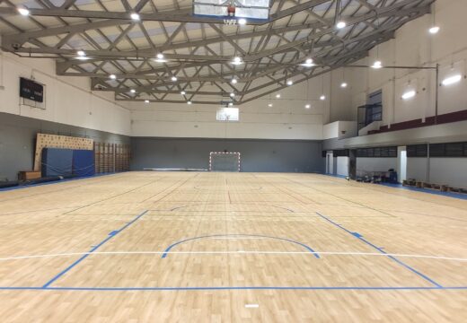 O Concello renova as luces nos pavillóns do Vicente Otero e en Ou Espiño