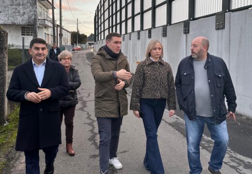 Os socialistas de Santiago destacan a satisfacción da veciñanza de Laraño pola instalación dos paneis translúcidos de ADIF