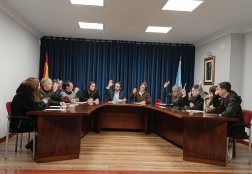 O Grupo de Goberno aproba en solitario os Orzamentos de 2026, que eliminan a partida para os grupos políticos municipais e a destinan ao programa de fomento da natalidade