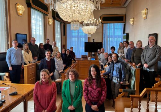 O Pleno aproba o pagamento de 93 facturas por valor de 366.580,55 euros a pequenos provedores