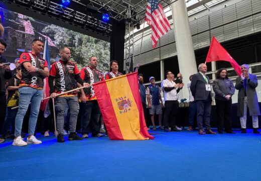 Belén do Campo participa na cerimonia oficial do Campionato do Mundo de Dardos Electrónicos Phoénix que se celebra estes días na Coruña