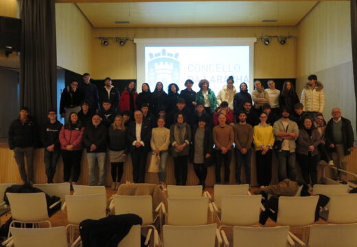 O alcalde recibiu en Caión á expedición no Programa de Intercambio Xuvenil con Venecia e Xeorxia