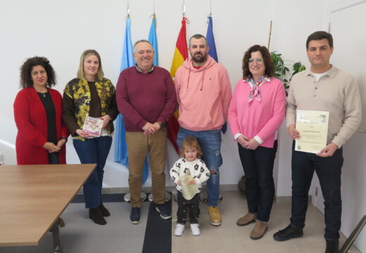 Entregados os premios da terceira edición do programa “Agasalla comercio local, ten premio”