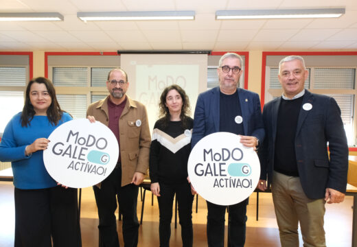 Valentín García gaba “as iniciativas que achegan o uso do galego aos espazos de socialización dos centros educativos”