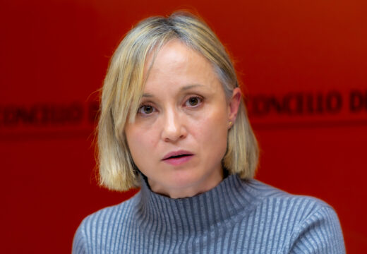 O Grupo Socialista esixe a Sanmartín a reposición inmediata da escultura de Buciños e a recuperación da placa de Área Central