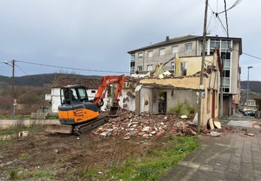 O Concello avanza na creación dun novo aparcadoiro na avenida Anllóns
