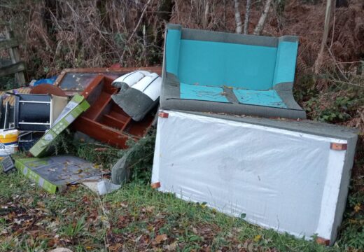 O Concello de San Sadurniño fai un chamamento á concienciación veciñal para evitar os depósitos ilegais de voluminosos