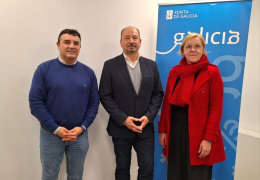 Xosé Merelles e o alcalde de Laxe analizan distintas liñas de colaboración para a promoción dos recursos turísticos locais