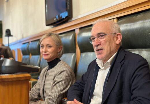 O PSdeG advirte no Debate do Estado do Municipio que Santiago está “paralizada e sen rumbo” tras case 1000 días de goberno de BNG e CA