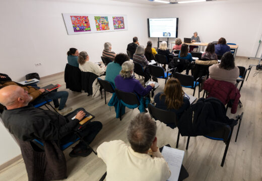 A Fusquenlla inicia un novo curso de capacitación para vinte produtores e produtoras da comarca