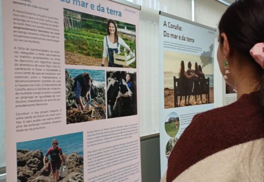 A exposición “Do mar e da terra” poderá visitarse ata principios de marzo na biblioteca de Neda