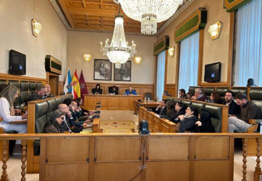 A alcaldesa dá conta no debate do estado do municipio dos avances logrados na transformación de Santiago no último ano e avanza que se estudan medidas para seguir protexendo o dereito á vivenda