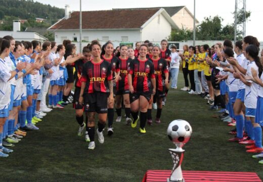 O Concello outorga unha subvención de 6.000 para apoiar o labor deportivo do Rápido de Neda