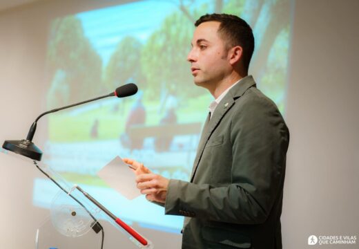 O modelo urbano de Oleiros recibe o recoñecemento internacional en Oporto como referente de espazo público e mobilidade