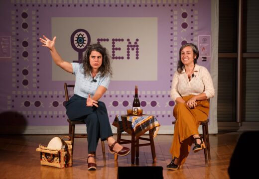 A programación do 8M continúa este sábado en San Sadurniño con “Bailen as vellas. Os contos das cereixas”