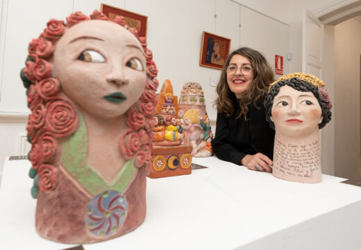 A ceramista Carme Romero Díaz regresa á galería do Concello de San Sadurniño con motivo do 8M
