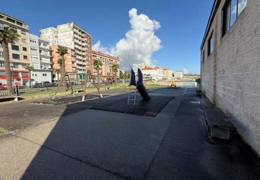 O Concello de Ribeira saca a licitación a remodelación da fachada litoral do paseo das Carolinas e a accesibilidade á praia de Coroso