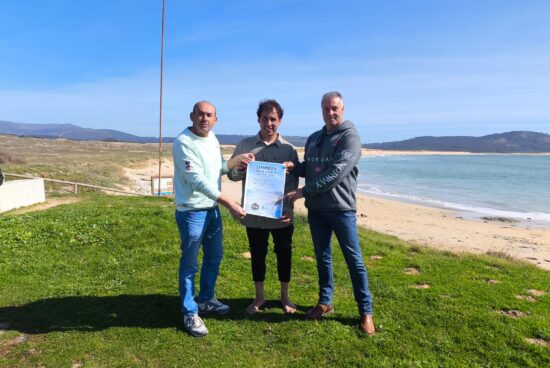 Ribeira impulsa unha nova xornada de limpeza do litoral en Corrubedo o vindeiro 8 de marzo