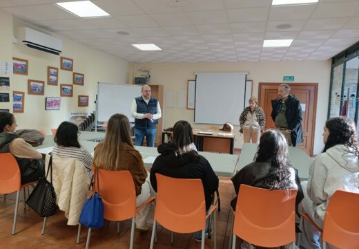 O Concello de San Sadurniño contratará dúas persoas desempregadas con cargo ao PEL da Deputación da Coruña