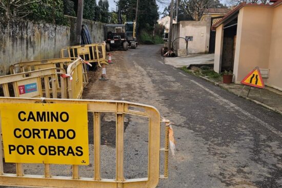 O Concello inicia as obras para renovar a rede de pluviais en Sobre a Igrexa, Guísamo