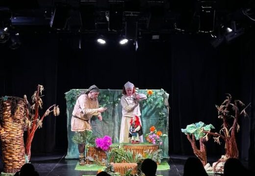 A Xunta destina 430.000€ para que catro salas escénicas galegas conten por vez primeira cun apoio continuado durante dous anos