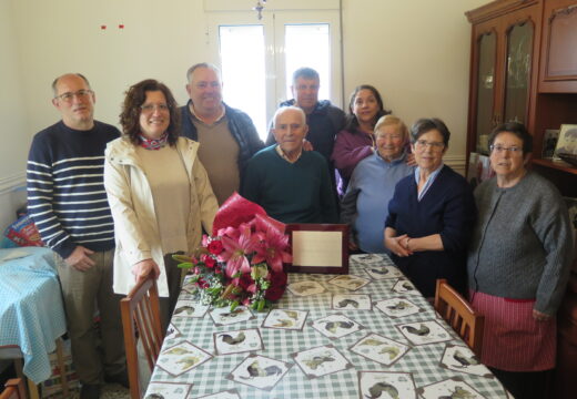 Marcelino Sánchez Blanco recibiu a felicitación do alcalde polo seu 101 aniversario