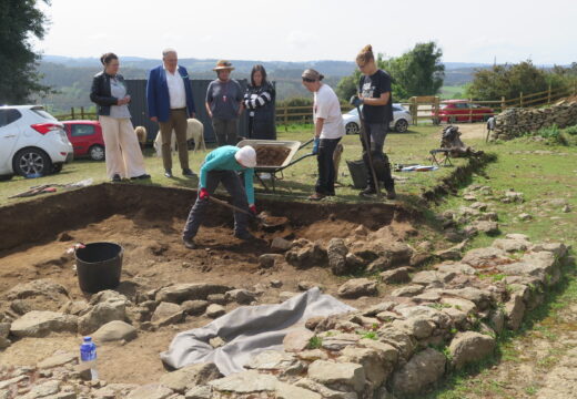 O concello inicia unha nova escavación arqueolóxica no Castro de Montes Claros