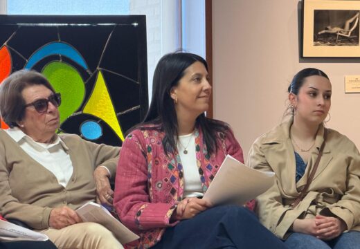 O Club de Lectura das Amas de Casa de Ribeira achegouse á obra de Otero Pedrayo