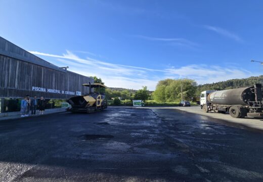 O Concello de Fene inicia os traballos de aglomerado en diversos camiños municipais