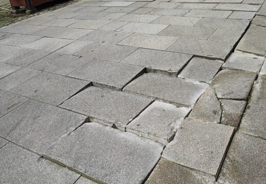 A veciñanza continúa á espera de actuacións na Rúa Hersa e Crego Xosé Ferreiro