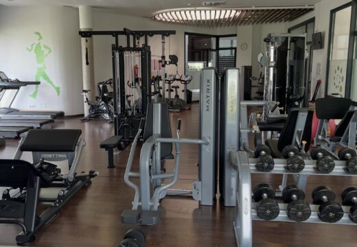 O Concello das Somozas mellora o equipamento técnico e deportivo do pavillón municipal