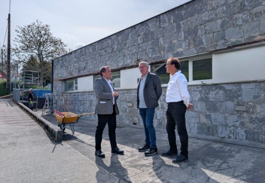 Visita do xerente do Consorcio Galego de Servizos de Igualdade e Benestar a San Sadurniño