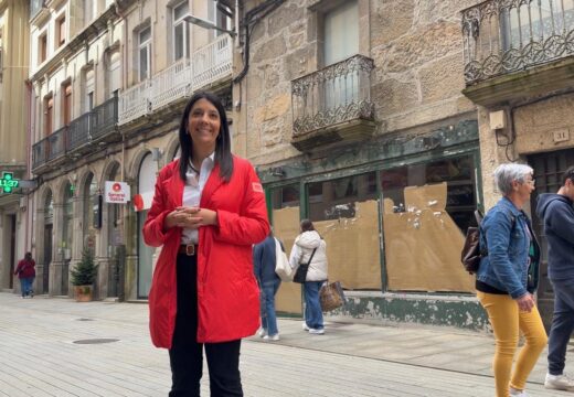 O Concello de Ribeira promove unha iniciativa para o embelecemento de escaparates de locais baleiros