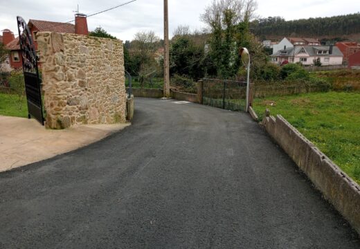 O Concello remata as obras de reparación do pavimento na rúa Carreira