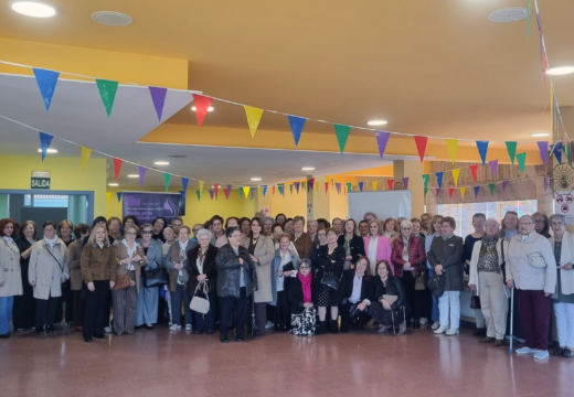 Xuntanza mulleres en Neda