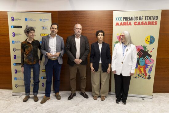 O Teatro Rosalía de Castro acollerá este mércores 8 os XXX Premios María Casares cunha gala que homenaxea a Manuel Lourenzo