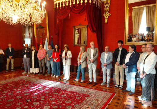 A alcaldesa recibe o persoal municipal no día de Santa Rita, a súa patroa
