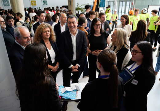 Román Rodríguez destaca o papel da II Feira da Educación, Formación e Emprego da Coruña na orientación do alumnado