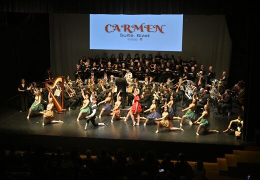 A Banda da Escola Municipal de Música de Oleiros, finalista nos XIII Premios Martín Códax da Música