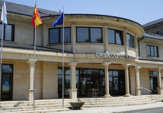 Cariño reforza a atención turística coa licitación do servizo de información da Oficina de Turismo