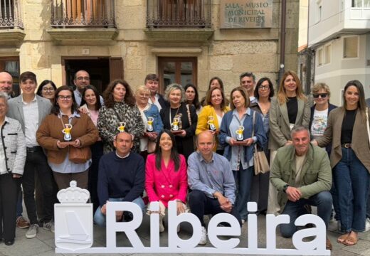 O Concello de Ribeira enxalza o labor das peixeiras no Día da Muller no Mar