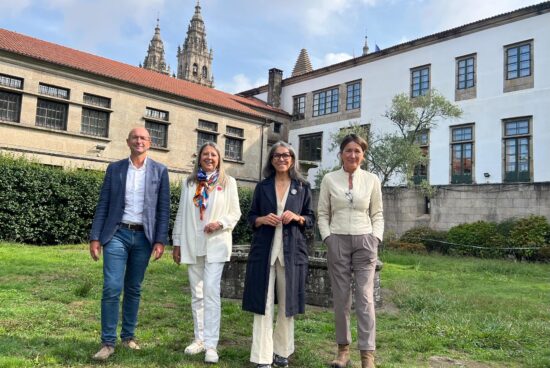 As Non Adscritas reivindican a “coherencia e compromiso con Santiago” no aniversario da súa saída do PSOE